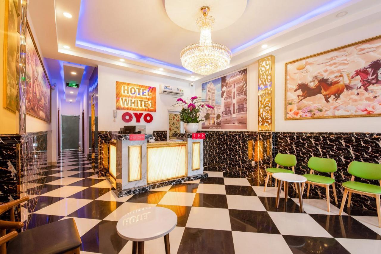 Oyo 471 White 1 Hotel Ho Chi Minh Zewnętrze zdjęcie